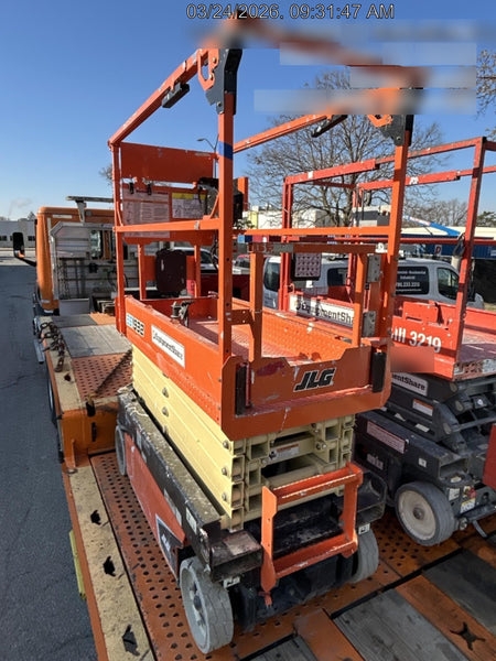 2021 JLG ES1932