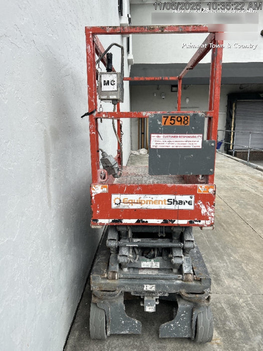 2018 Skyjack SJIII-3219 Skyjack SJIII3219 Scissor Lift w/Trojan Batteries