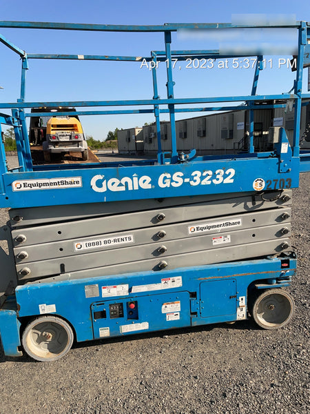 2016 Genie GS-3232 Genie GS3232 Narrow Scissor Lift