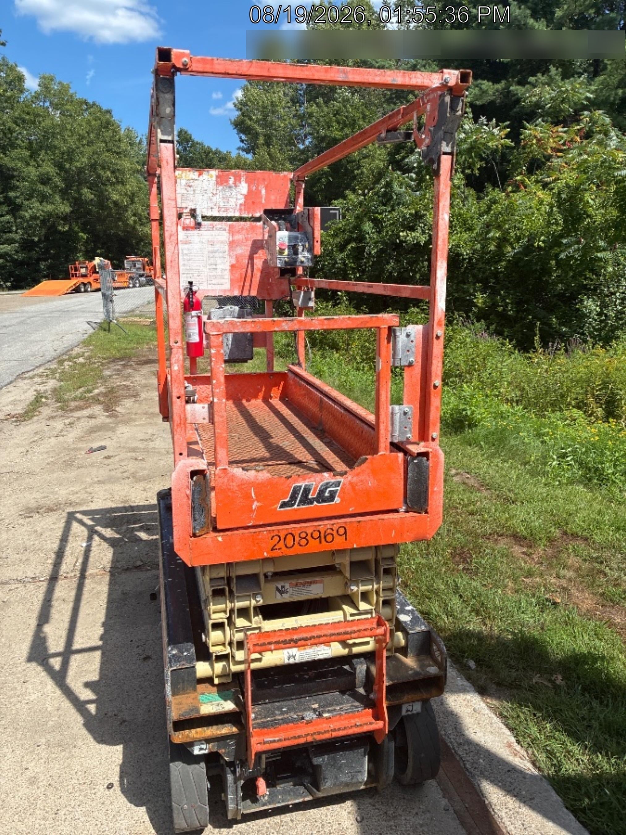 2022 JLG ES1932