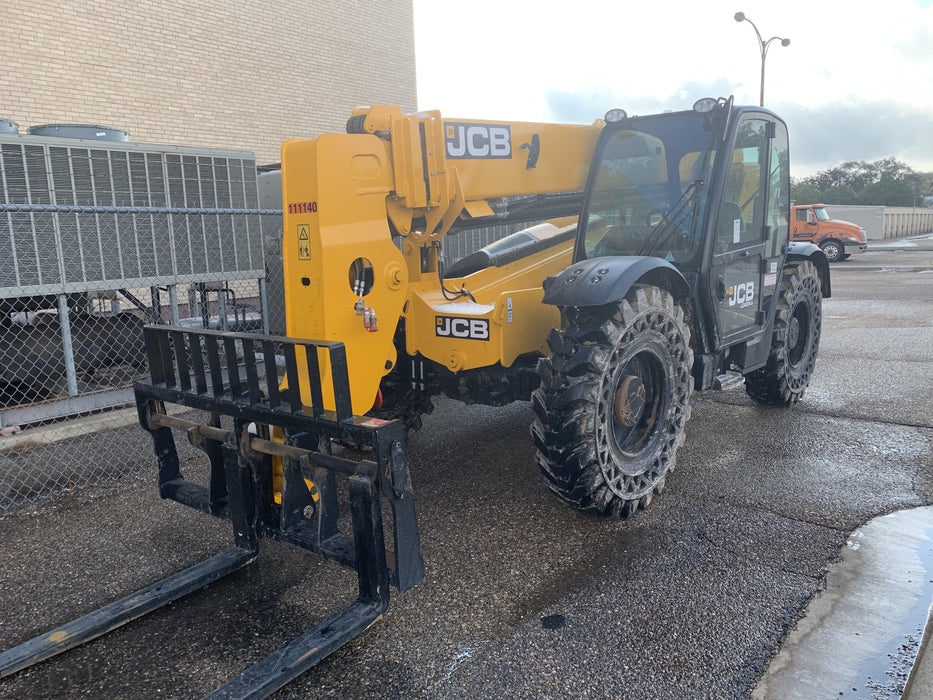 2020 JCB 509-42 Cab/Heat/Air, Solid Tires, Work Lights, Beacon, Aux Hydraulics, Back up Alarm, Lifting Eye, ES Decals