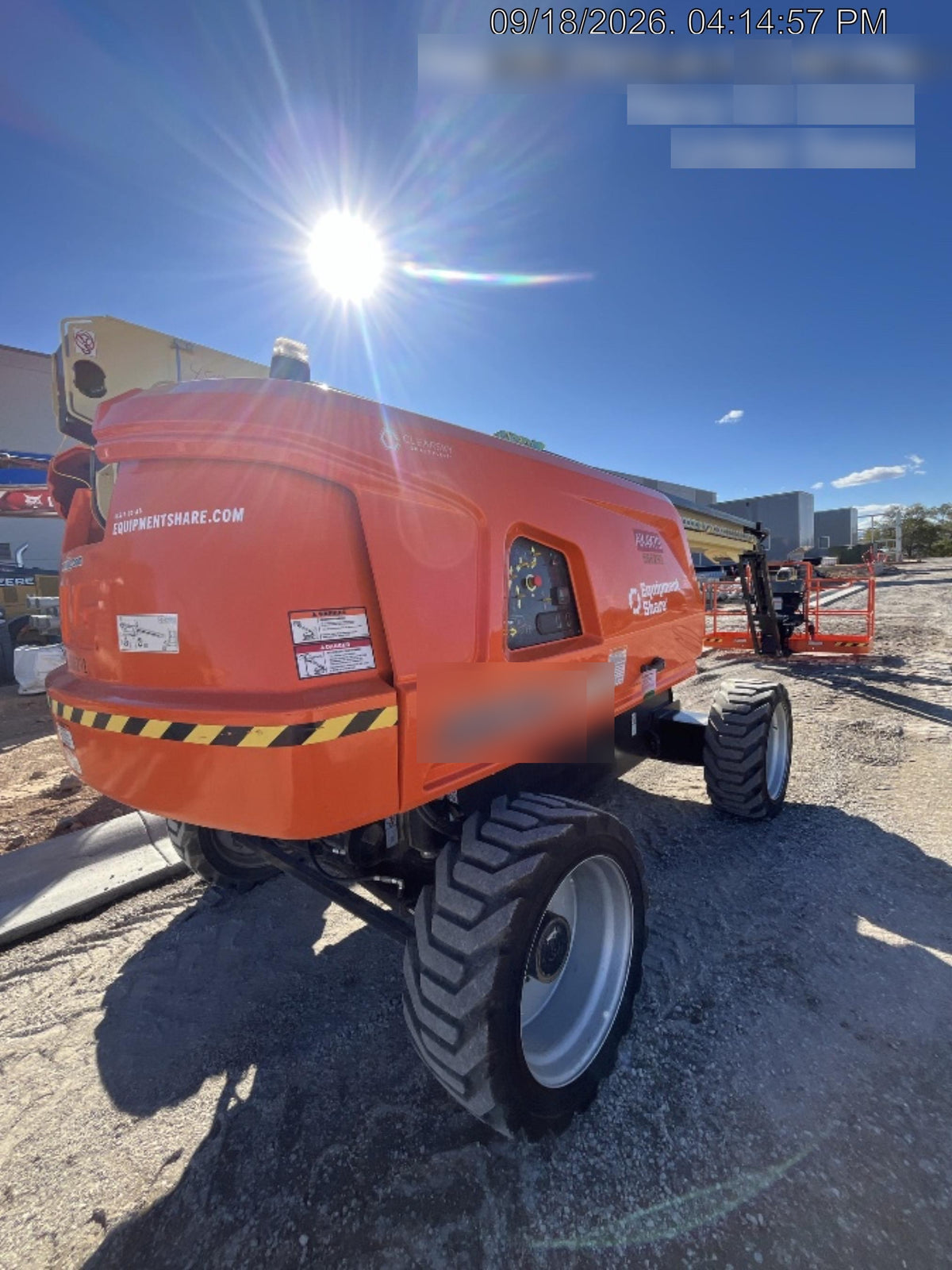 2025 JLG 660SJ