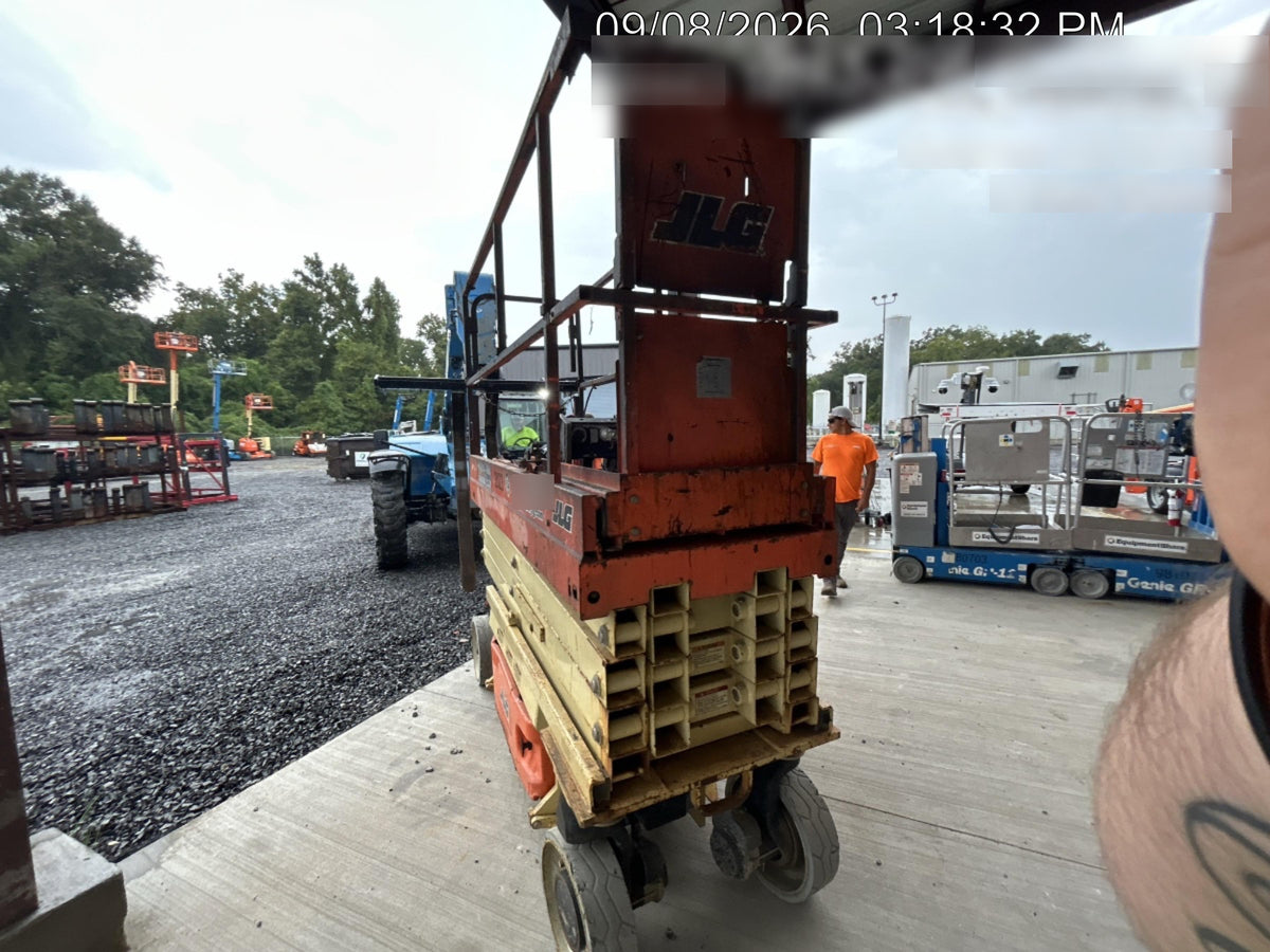 2016 JLG 2632ES