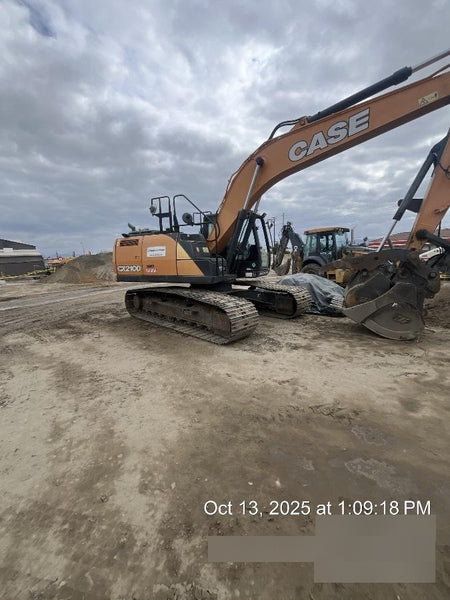 2021 CASE CX210D