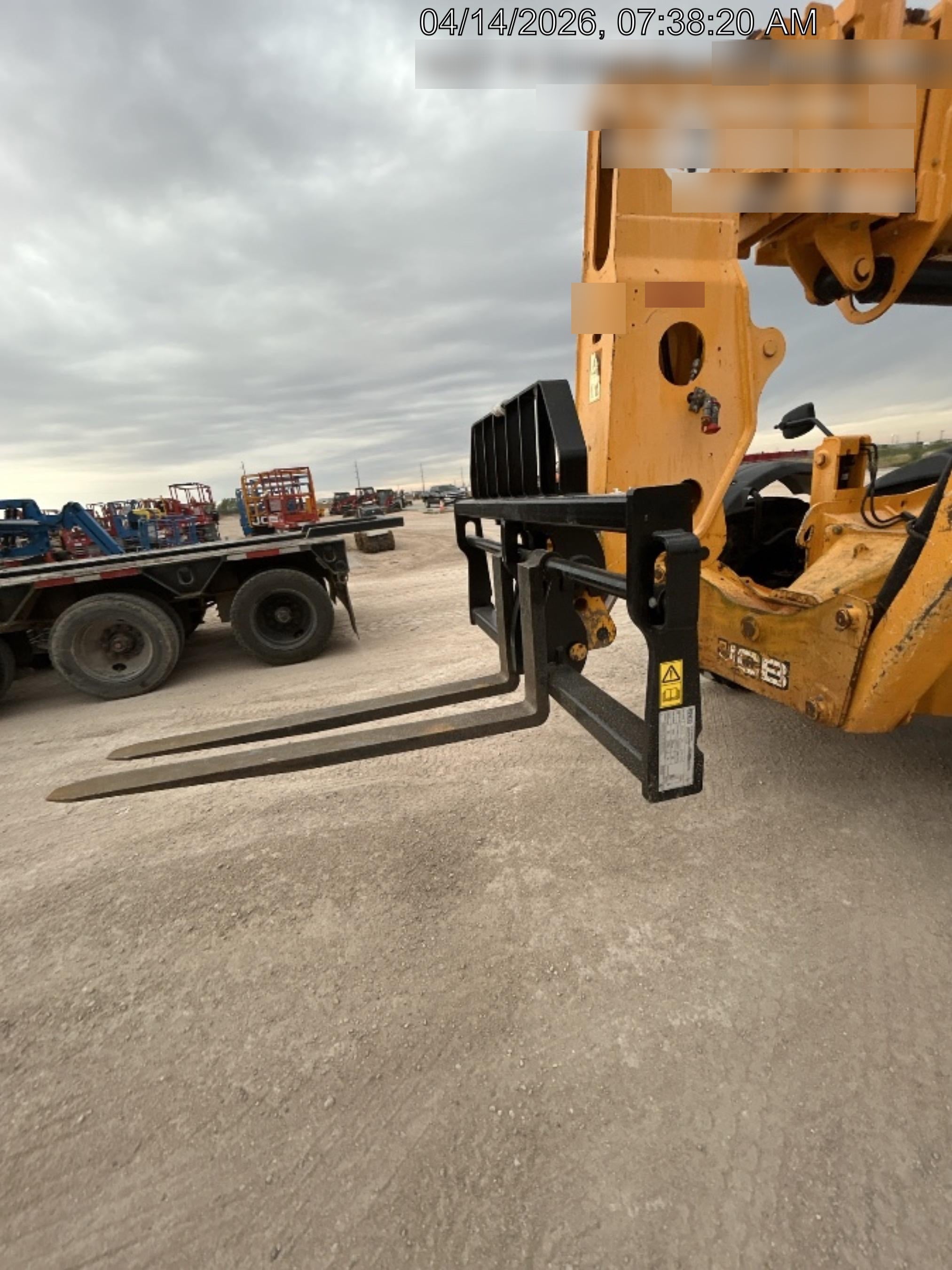 2019 JCB 512-56 74 HP w/Open ROPS, Beacon, Aux Hydraulics, Worklights, Solid Tires w/60" Carriage/Forks