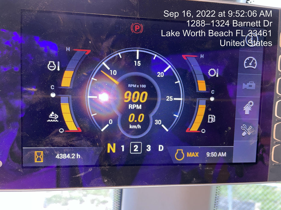 2018 Case 721G CLOSED CAB, JRB 416 STYLE HYD COUPLER