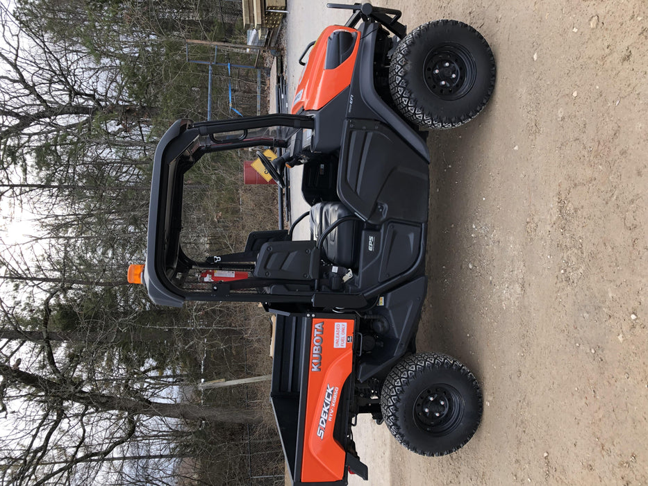2019 Kubota RTV-XG850WL-H 4wd Utility Cart, Gas, 2 Seat, LED Strobe, Windshield Tempered Glass, Plastic Canopy, Wire Harness Kit, Backup Alarm