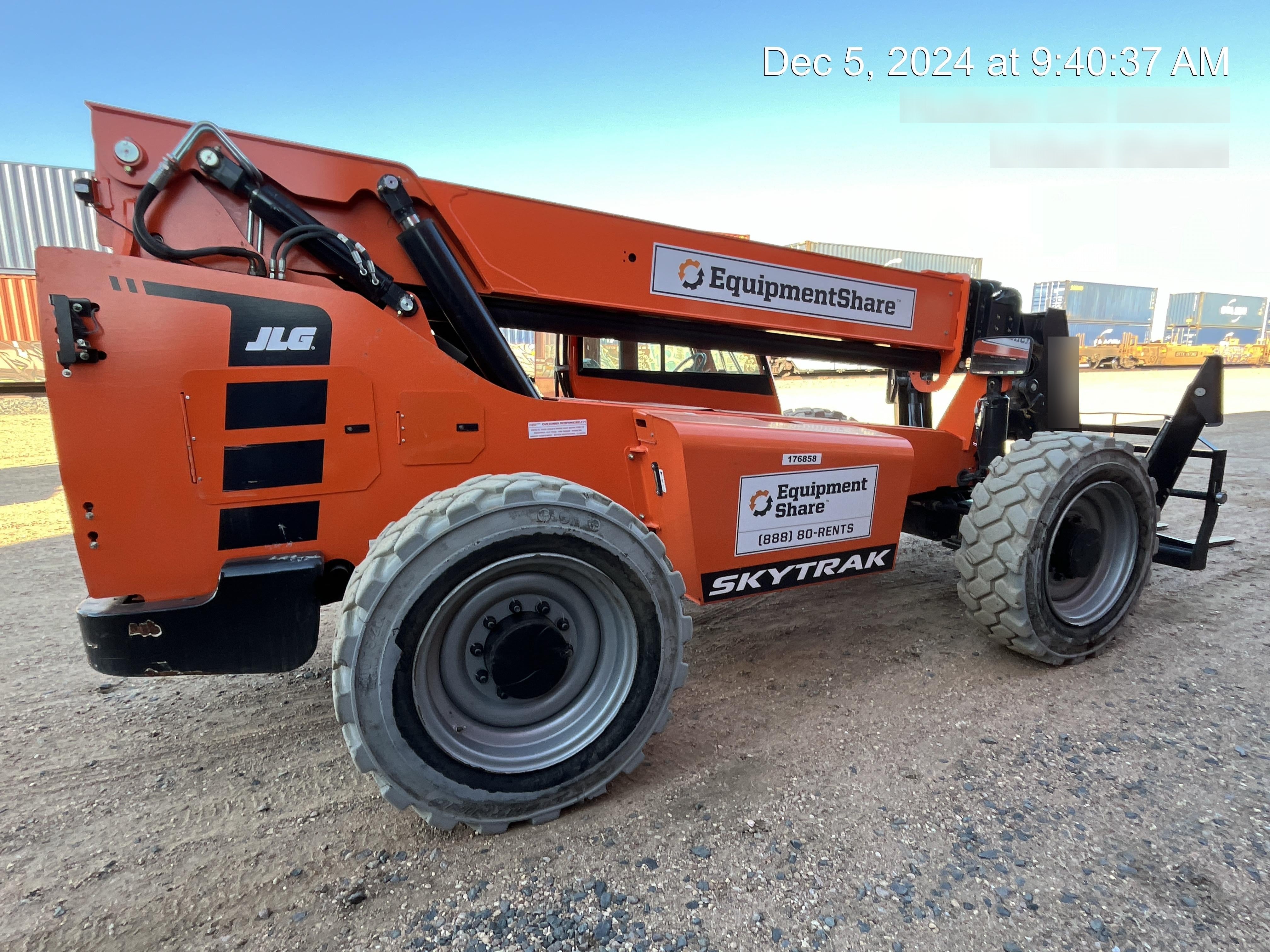 2021 SKYTRAK 10054
