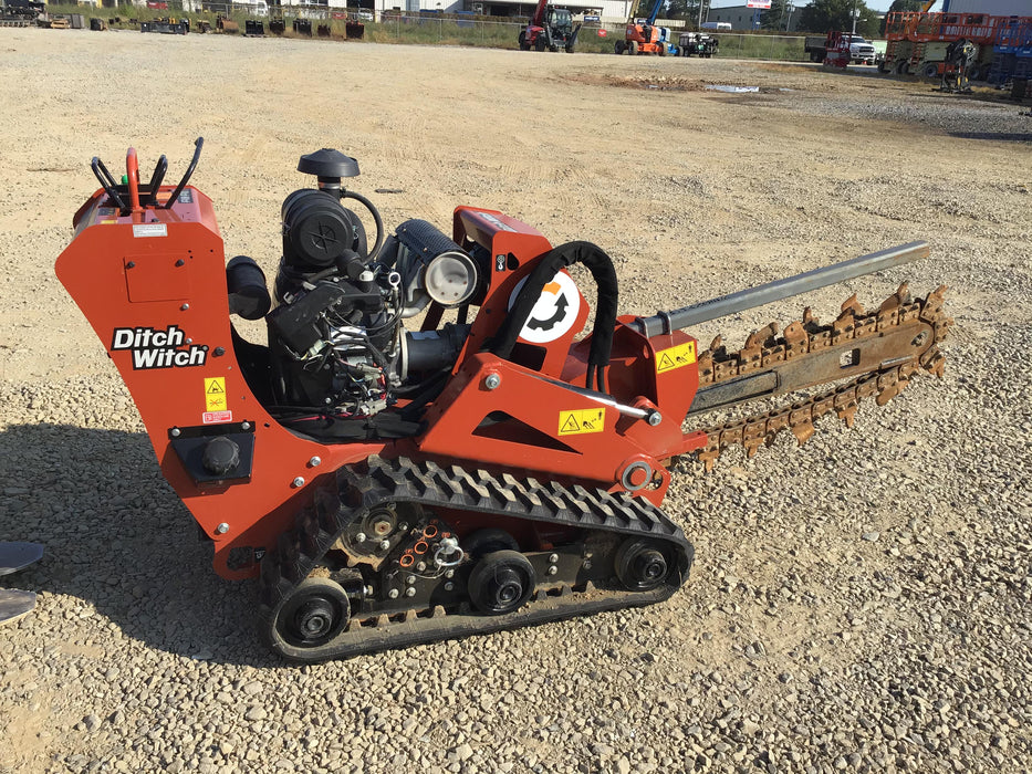 2020 DITCH WITCH C24XA