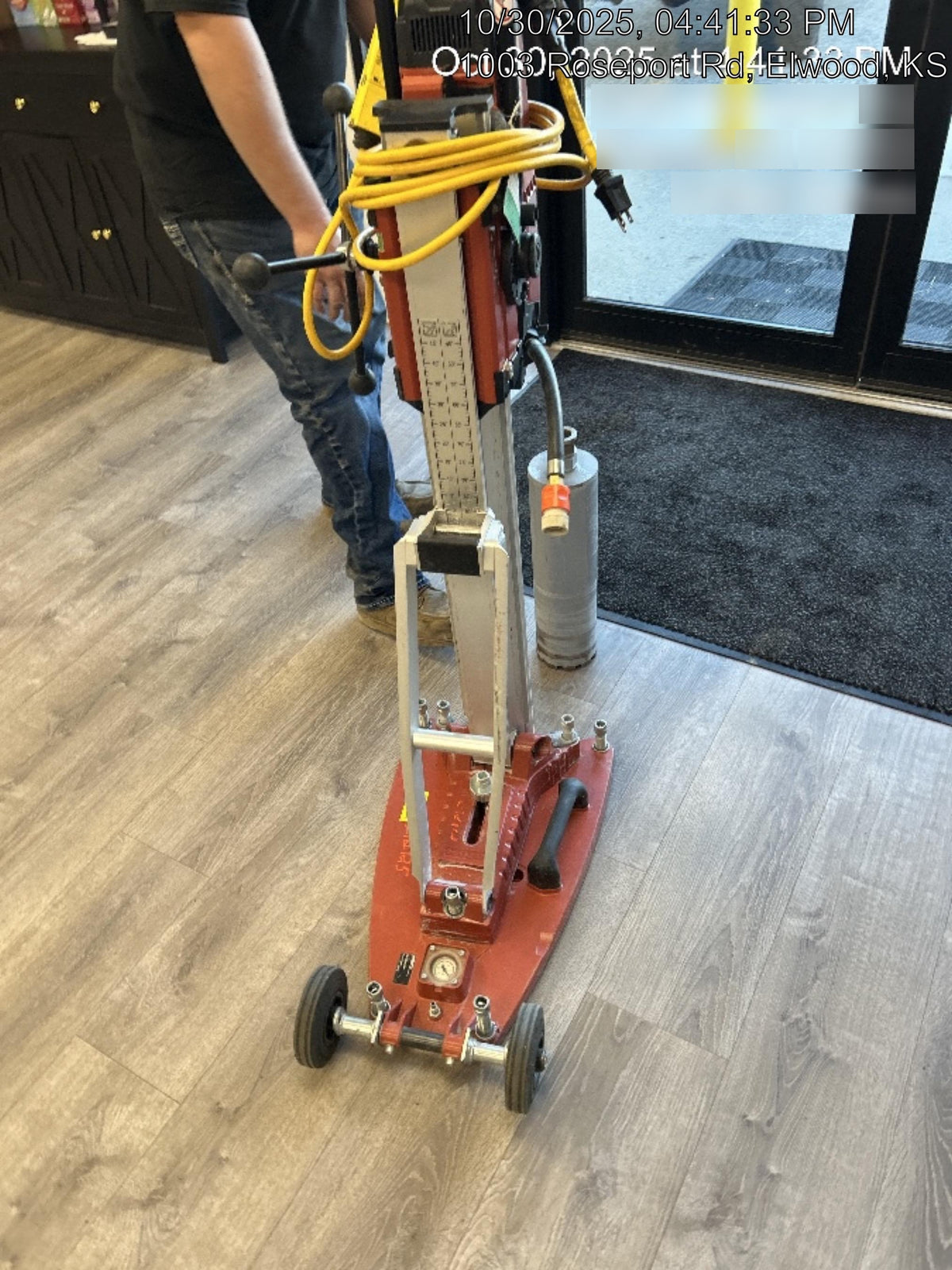 2022 HILTI DD250E