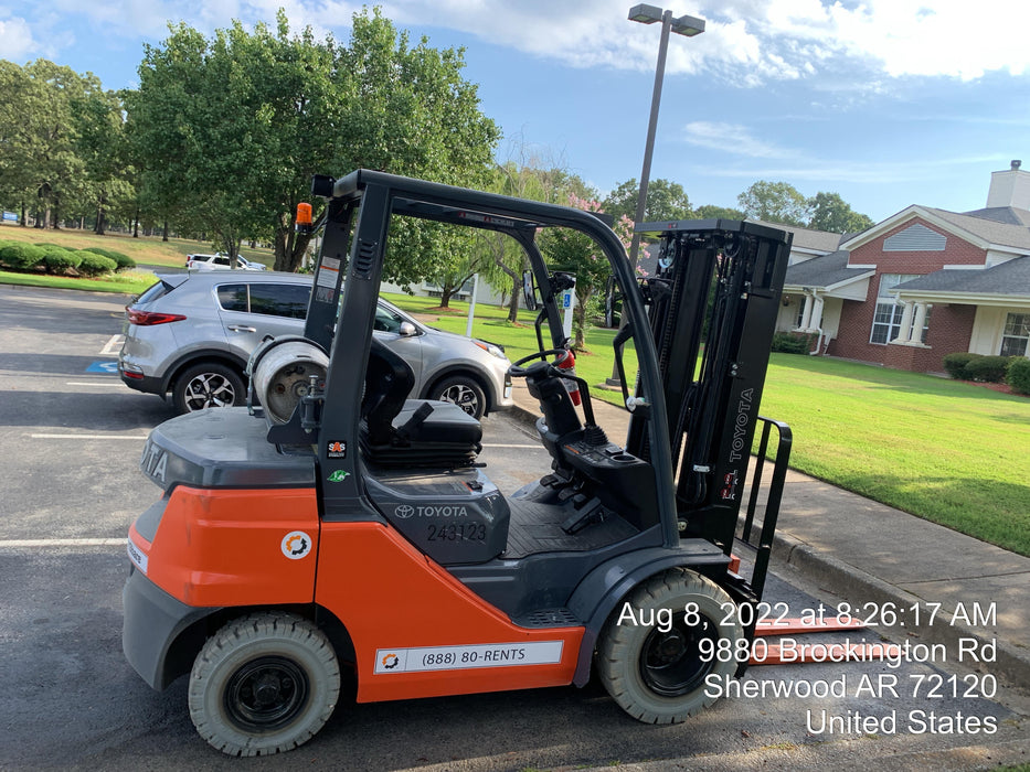 2022 TOYOTA 50-8FGU25