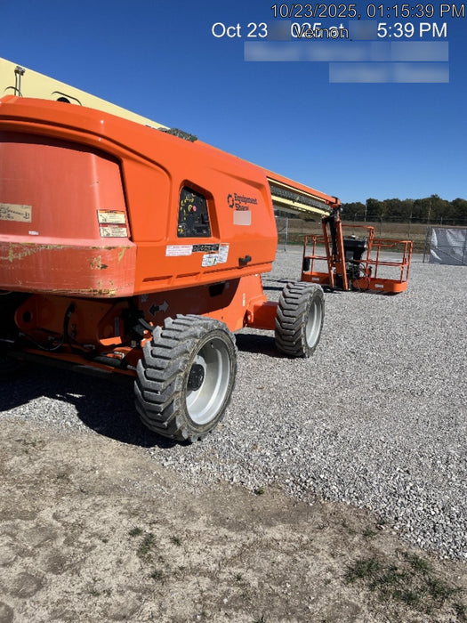 2019 JLG 660SJ