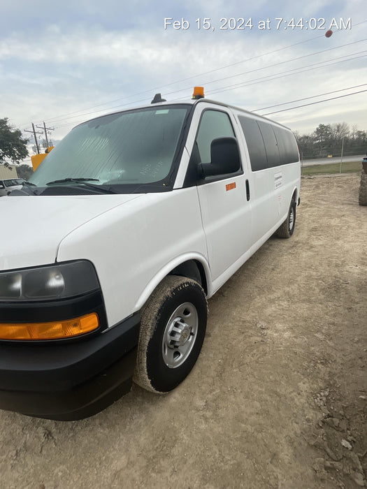 2023 CHEVROLET Express Van - Rental