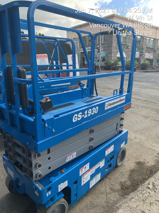 2019 Genie GS-1930 Half Height Swing Gate, 800W Inverter