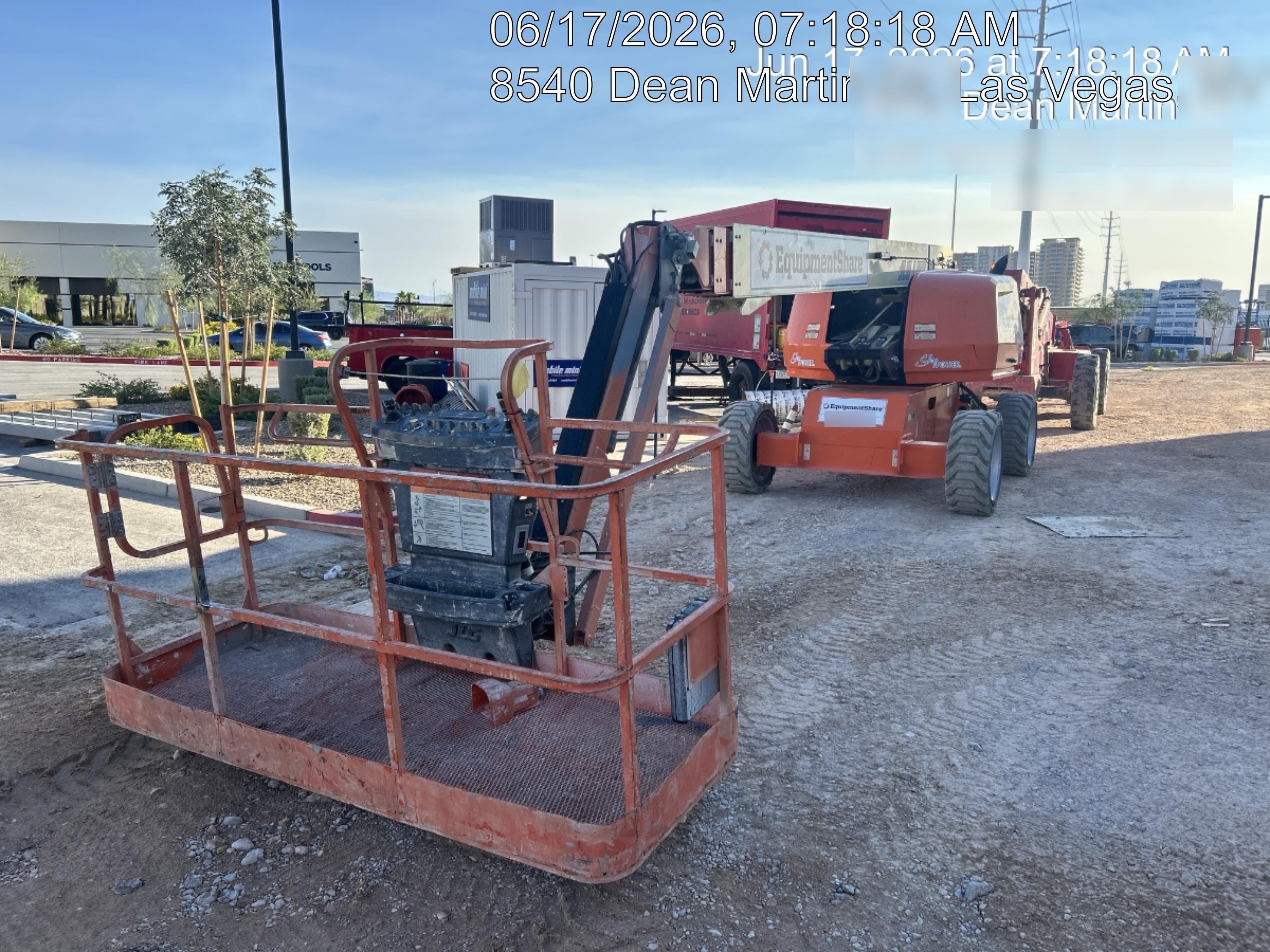 2021 JLG 660SJ