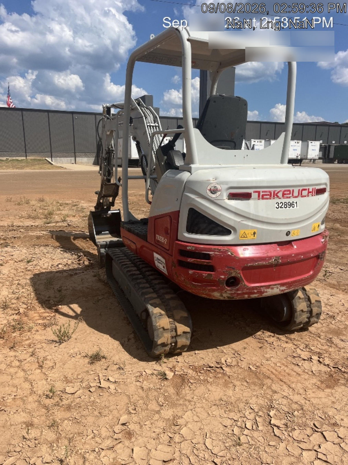2023 TAKEUCHI TB235-2R