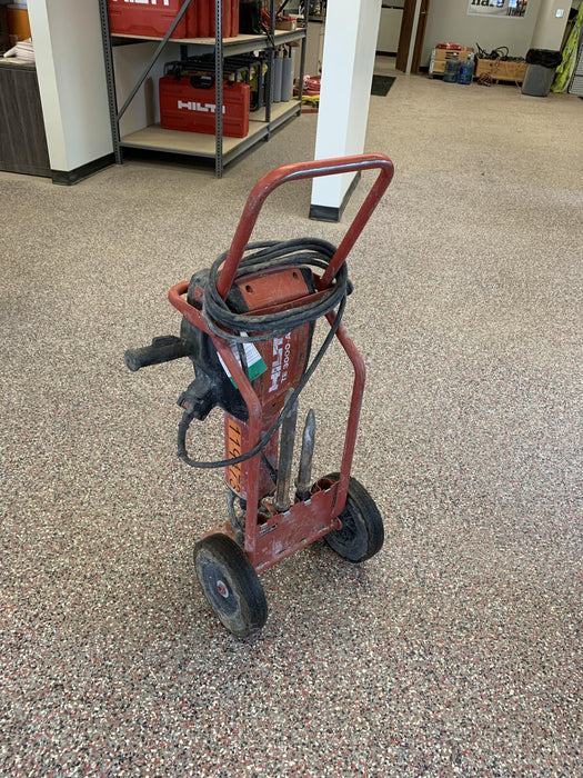 2020 HILTI TE 3000-AVR