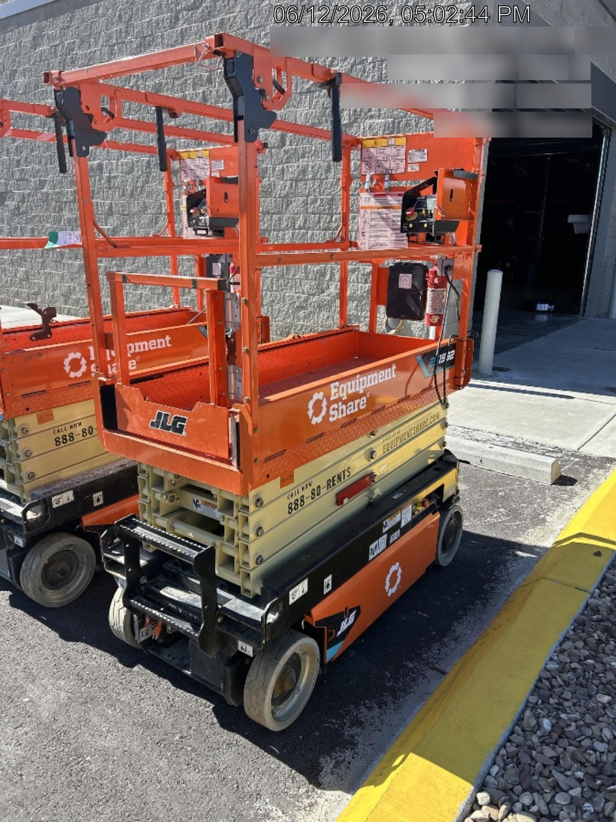2025 JLG ES1932
