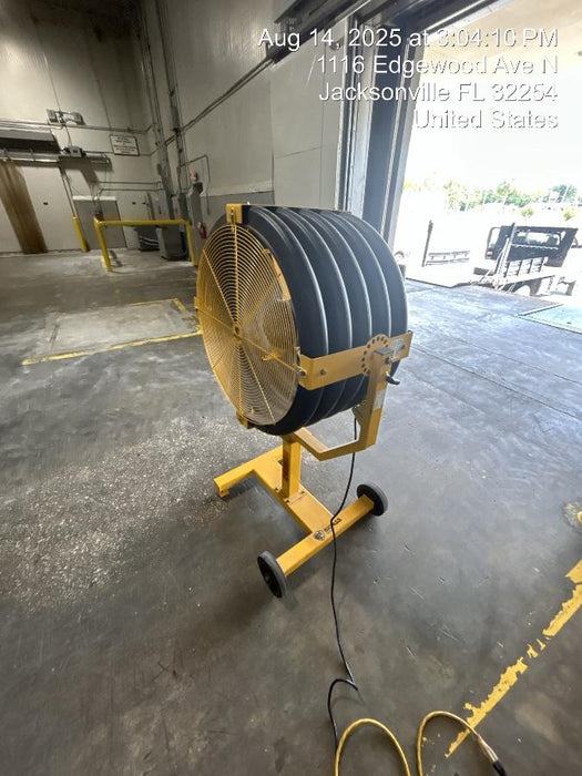 2022 BIG ASS FANS Yellow Jacket