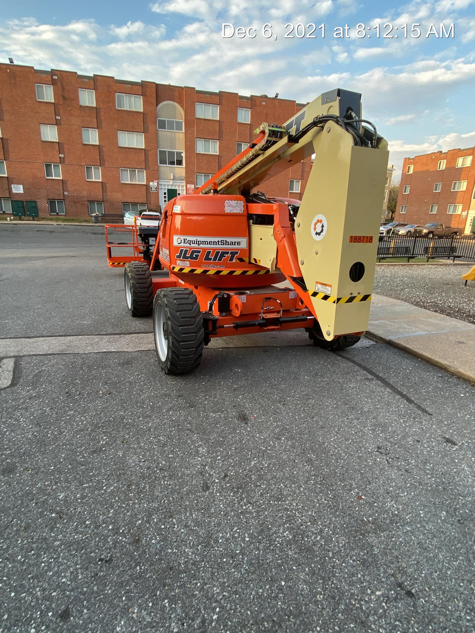 2021 JLG 600AJ