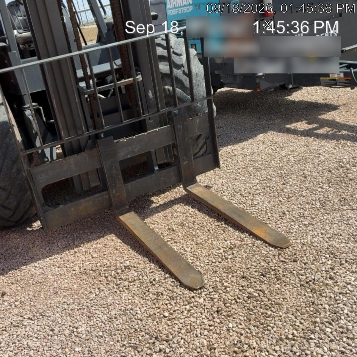 2023 CASE 588H