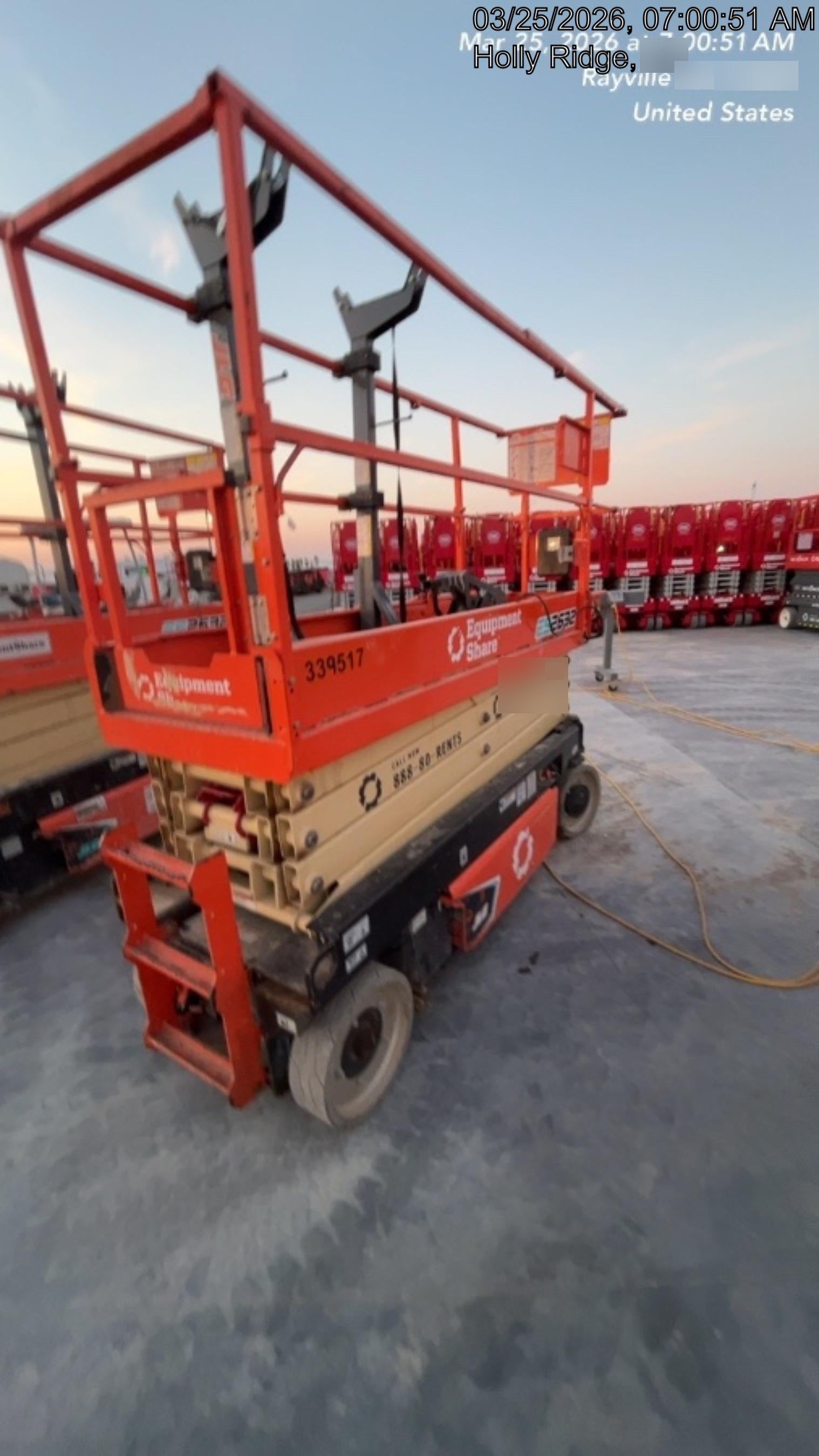 2023 JLG ES2632