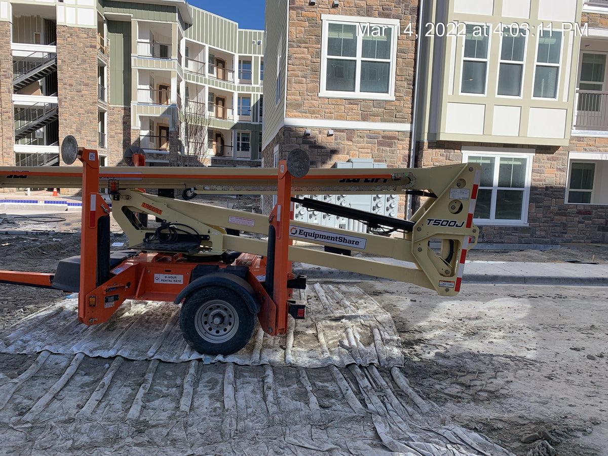 2021 JLG T500J