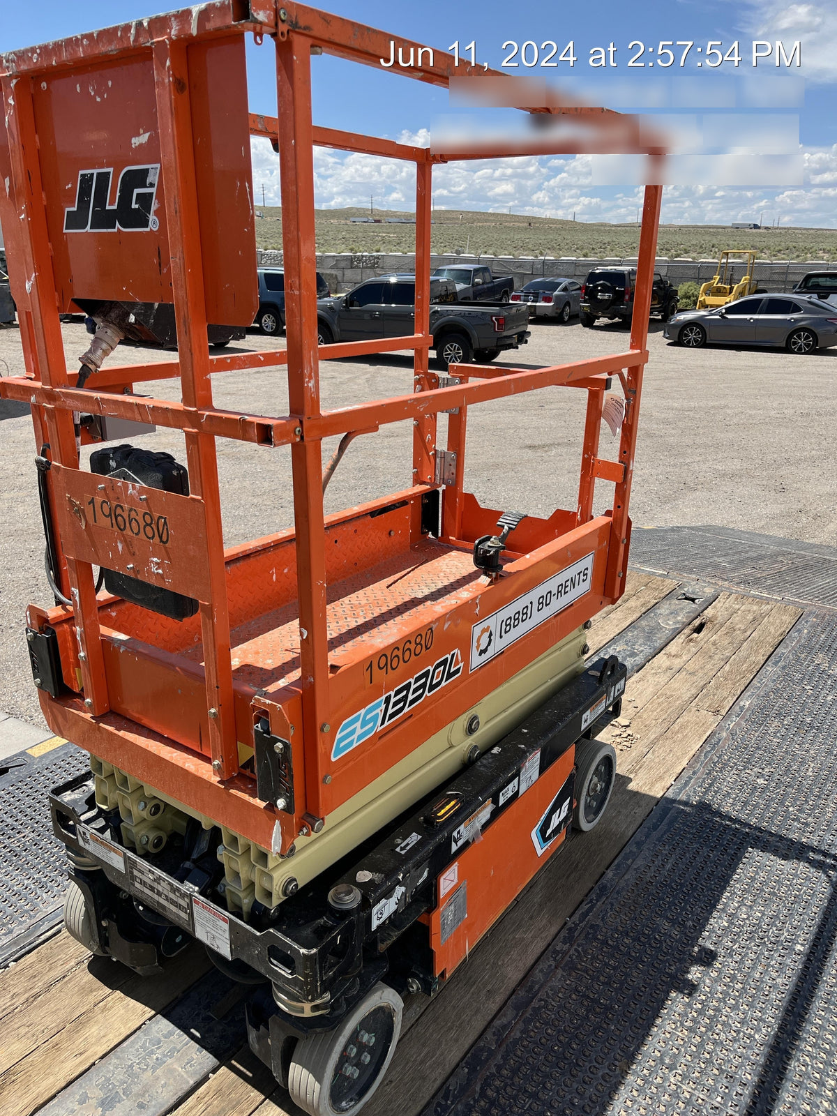 2021 JLG ES1330L