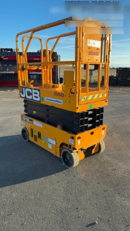 2022 JCB S1930E