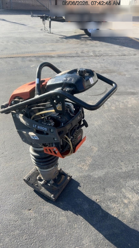 2024 HUSQVARNA LT6005