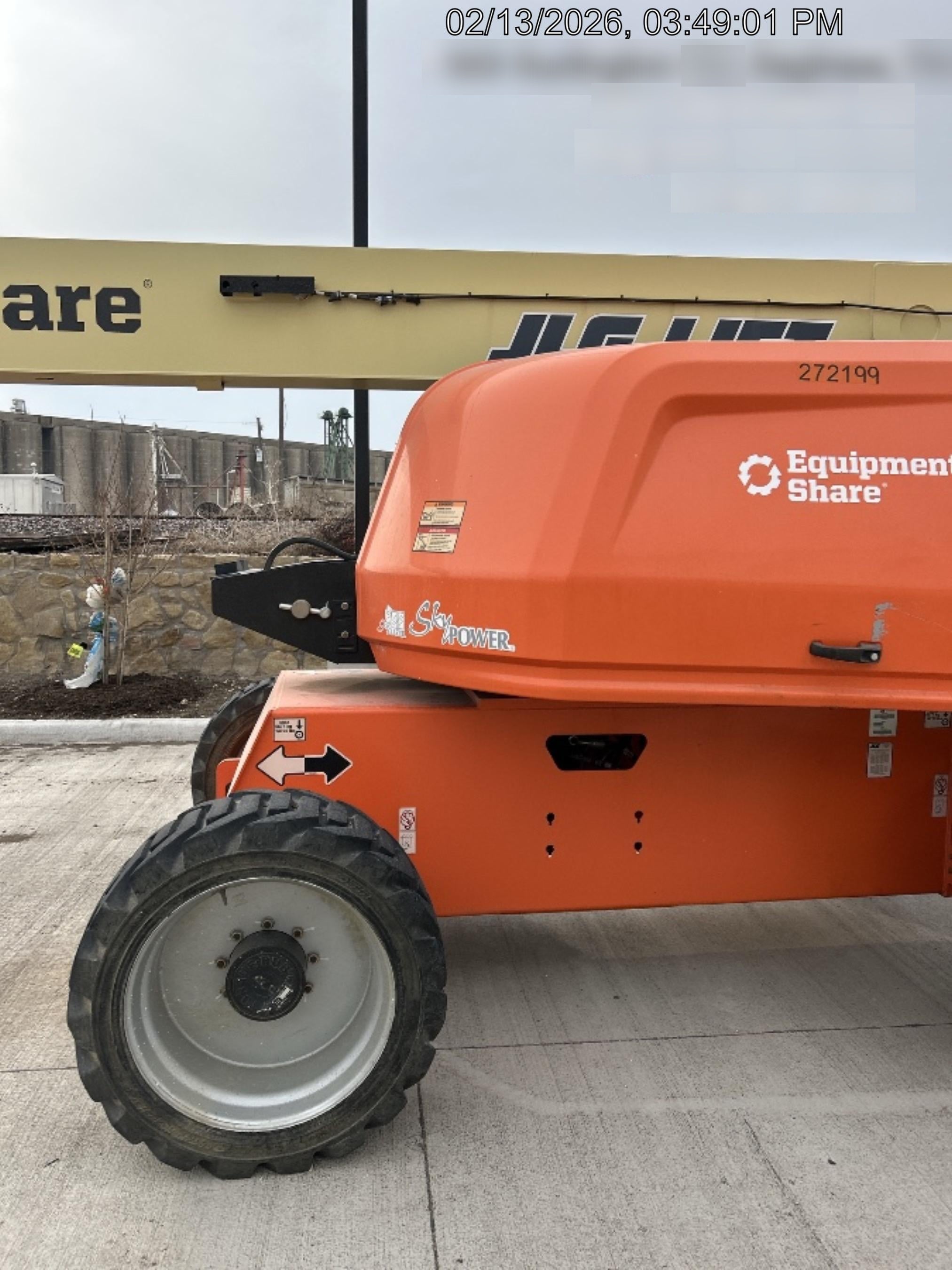 2022 JLG 660SJ