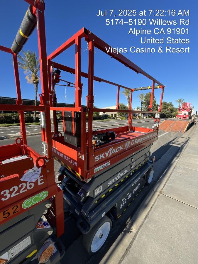 2025 SKYJACK SJ3226