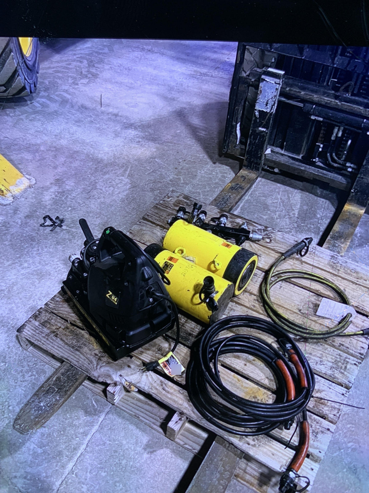 2021 ENERPAC ZU4408JB