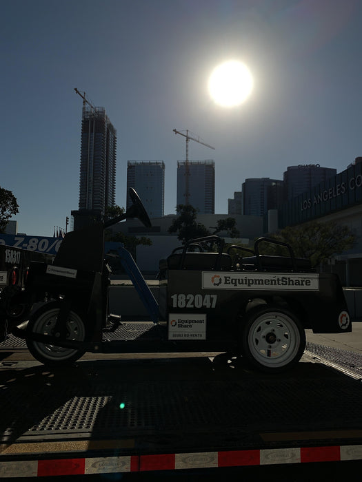 2021 Expeditor Expeditor 3 wheel Expeditor, Steering Wheel, Solid Non marketing tires, Ball Hitch, Front bumper, Painted Black