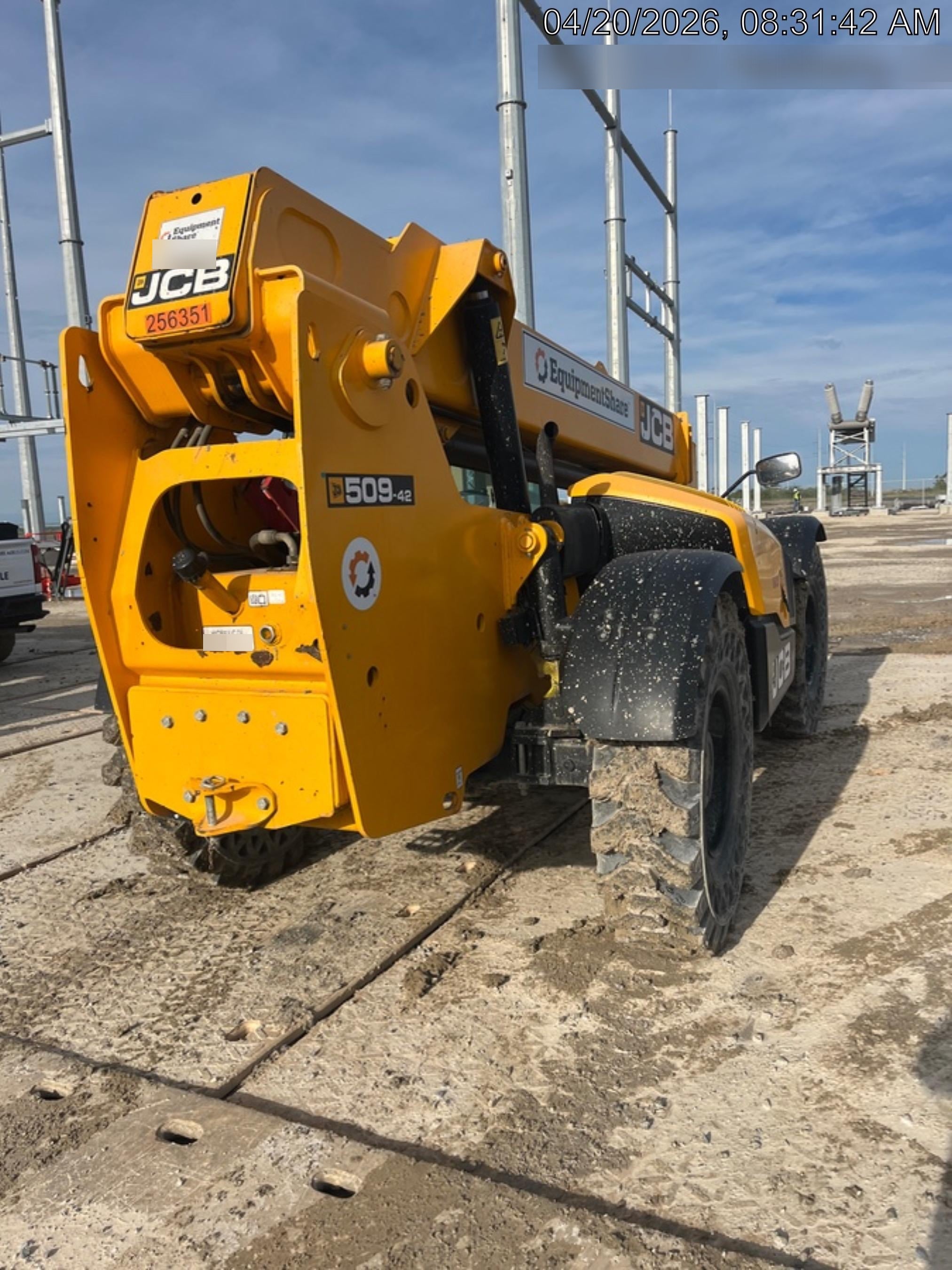 2022 JCB 509-42