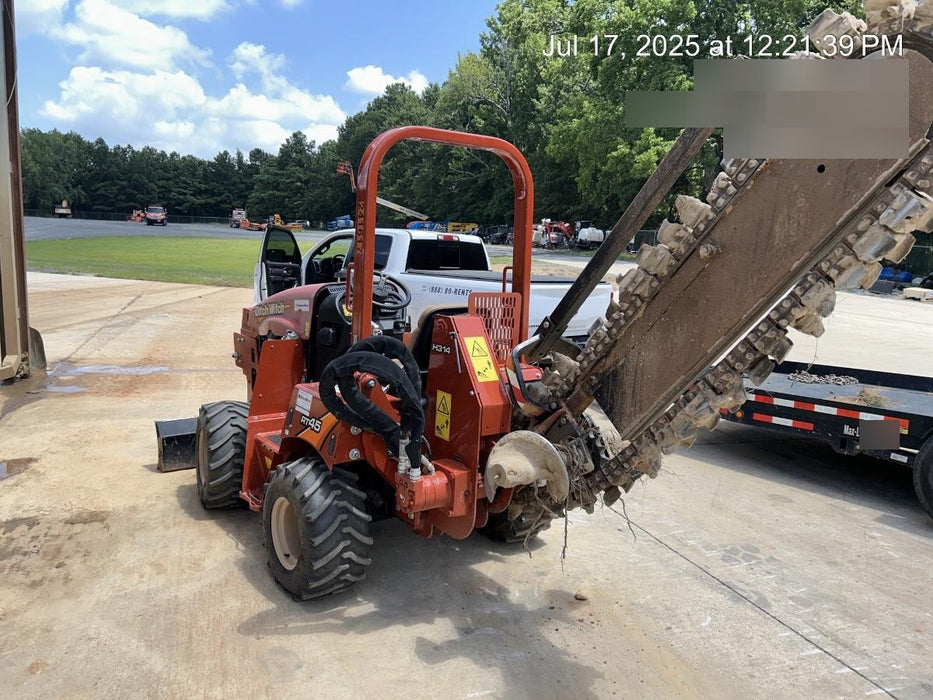 2022 DITCH WITCH RT45A
