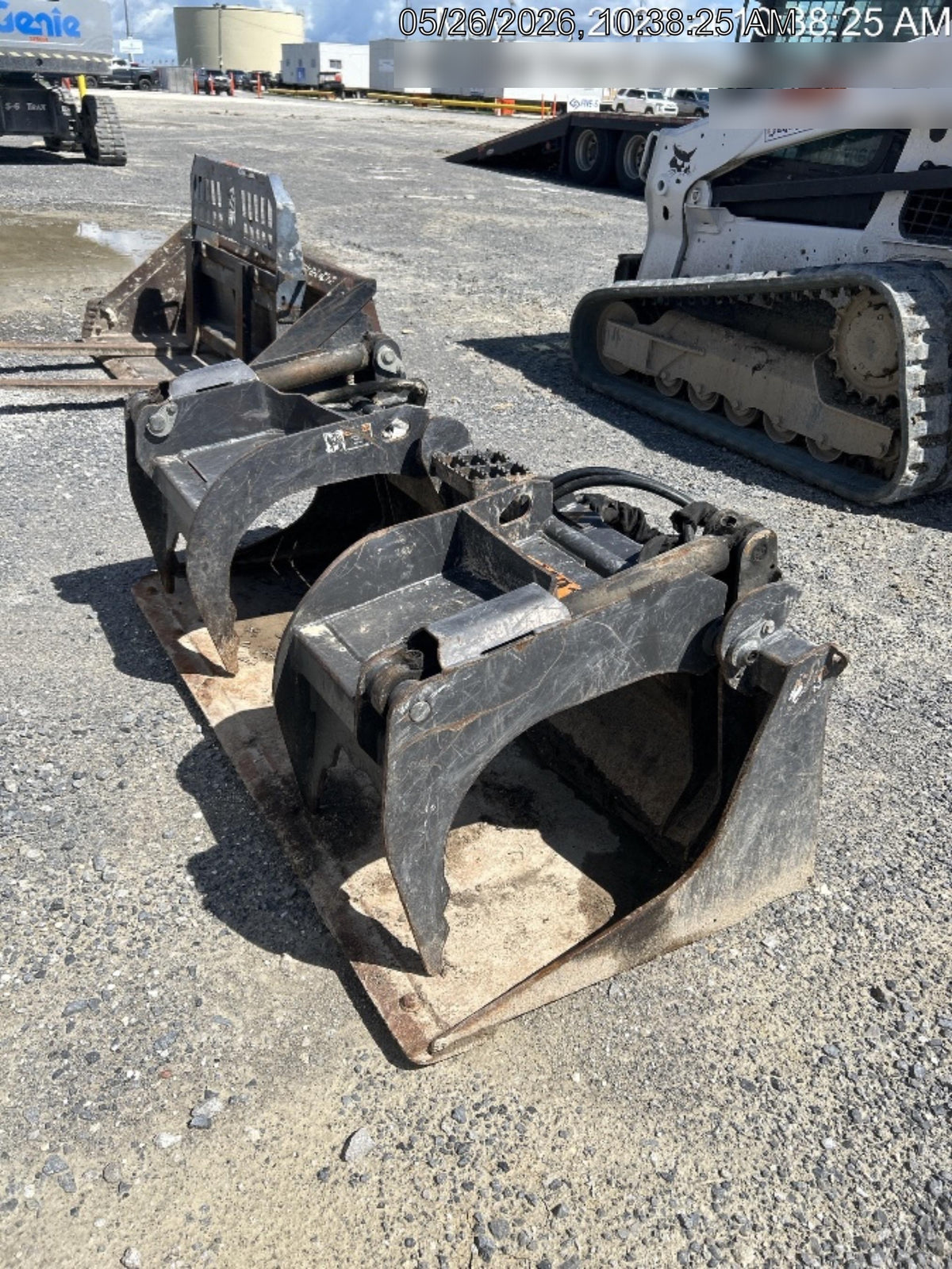 2020 PALADIN 72" Scrap Grapple Bucket - Paladin