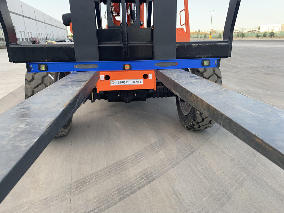 2021 JLG 6036