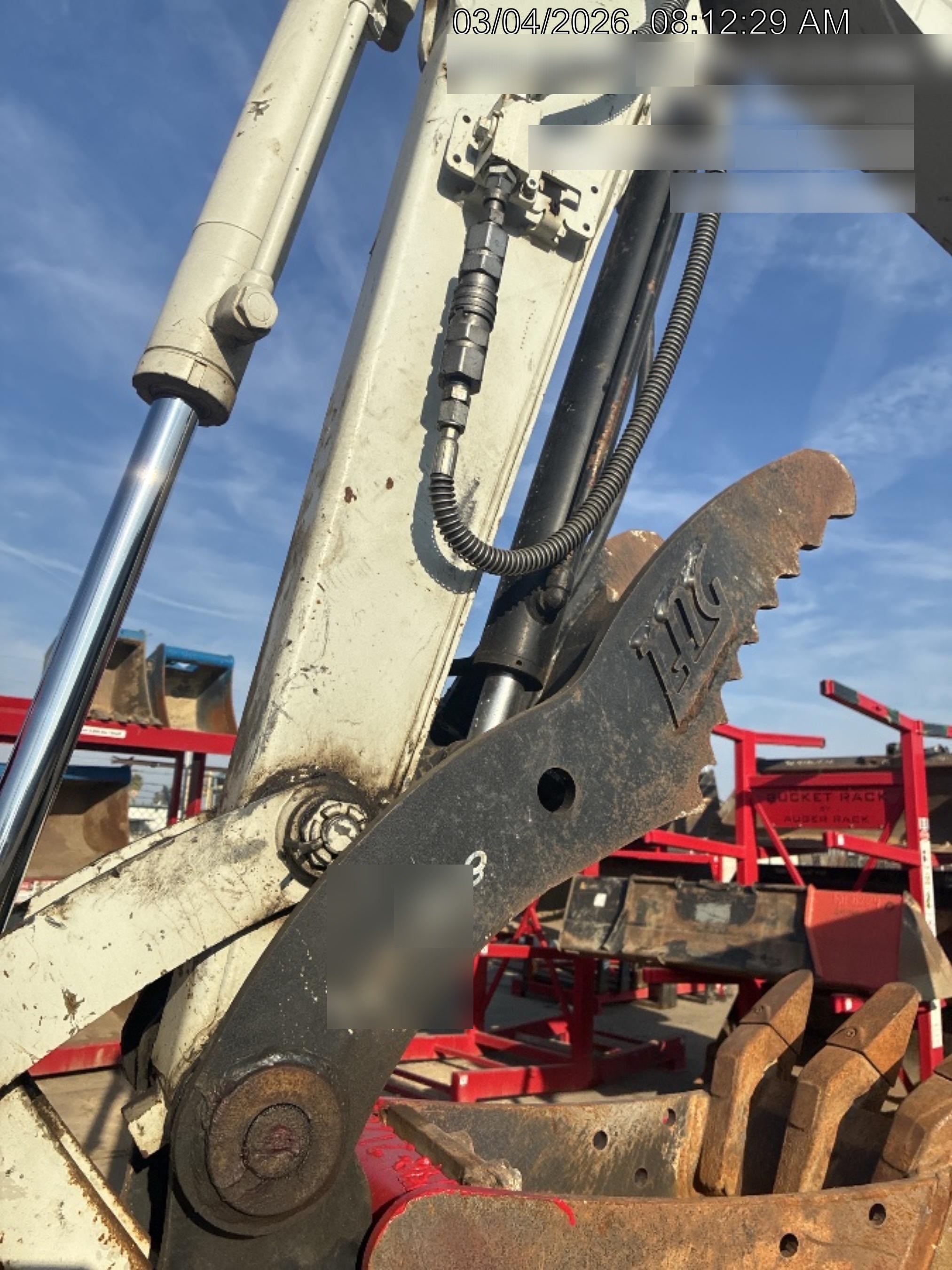 2022 TAKEUCHI TB235-2R