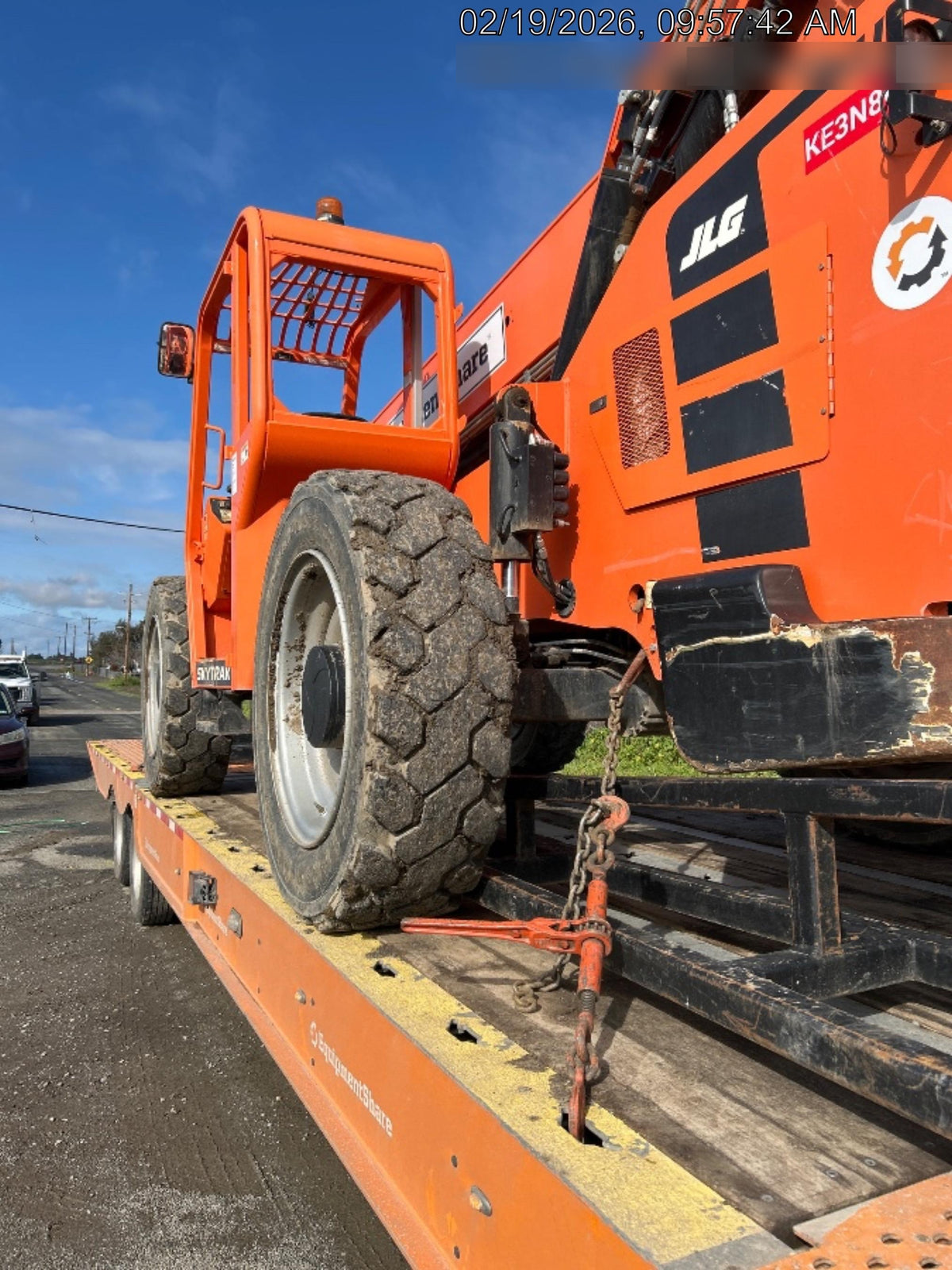 2020 Skytrak 8042 74 Hp, FF Tires, Work Lights, Beacon, Aux Hydraulics, Back up Alarm, Lifting Eye, ES Decals