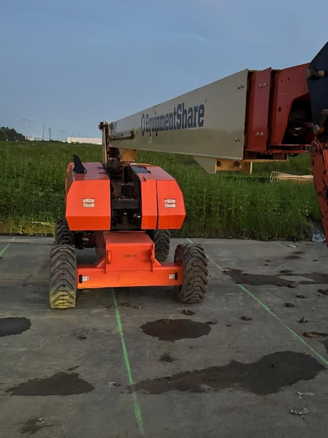 2022 JLG 860SJ