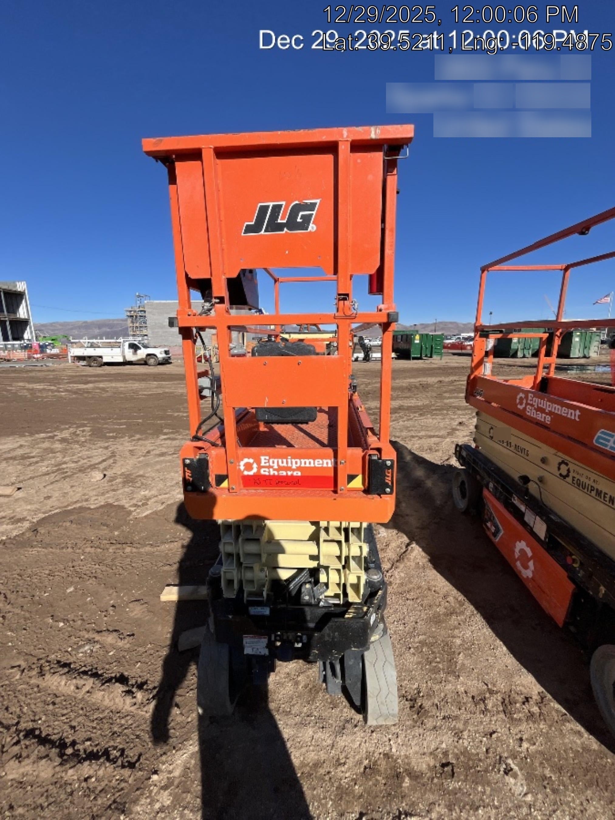2022 JLG ES2632