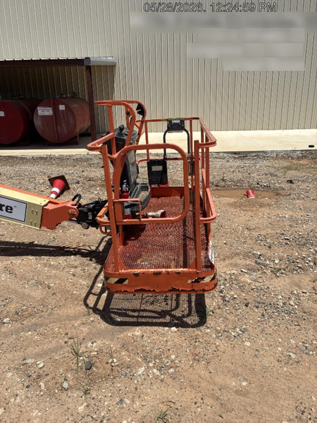 2021 JLG 400S