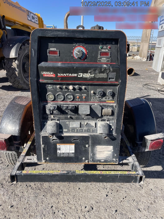 2021 Lincoln Electric Vantage 322 Vantage 322 Ready Pak 3 w/ Telematics & Decals, ORANGE (includes trailer, cable rack, fender light kit)