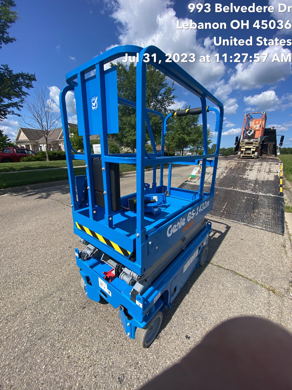 2023 GENIE GS-1432