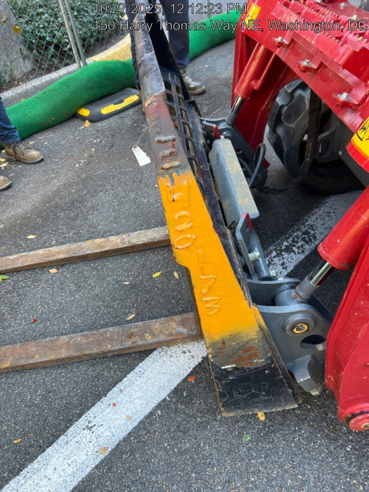 2025 ARROW MATERIAL HANDLING 24" Pallet Fork Frame