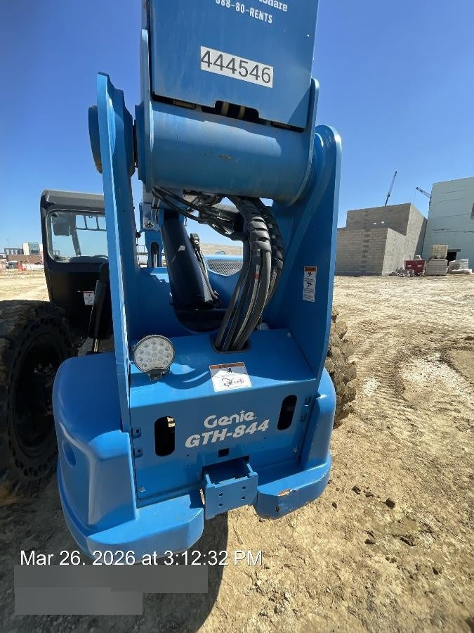 2017 GENIE GTH-844