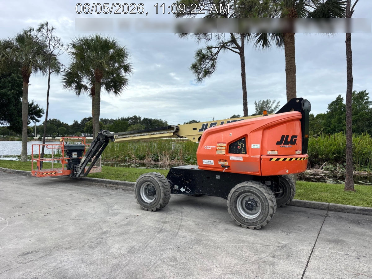 2023 JLG 460SJ