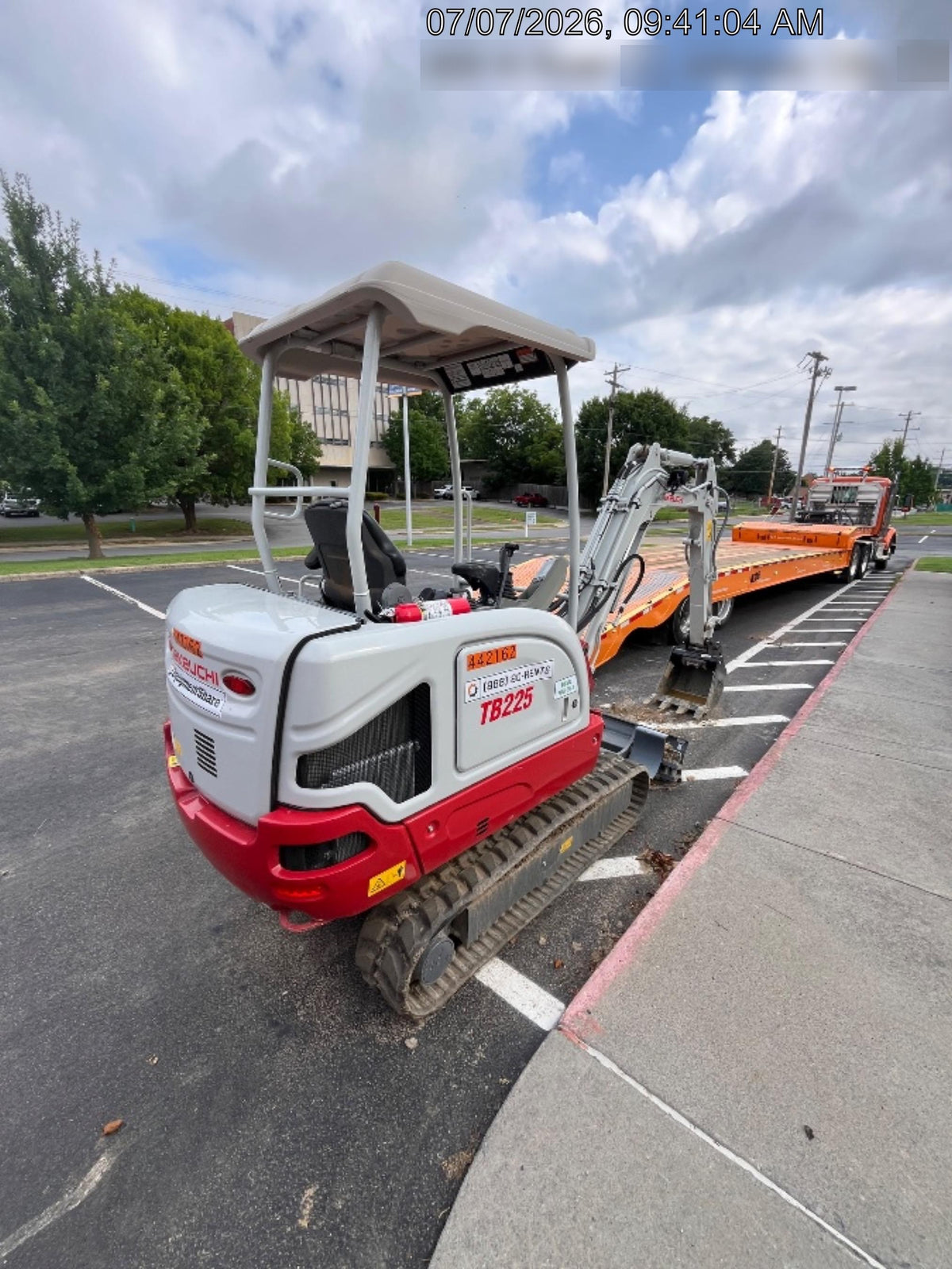 2022 TAKEUCHI TB225R