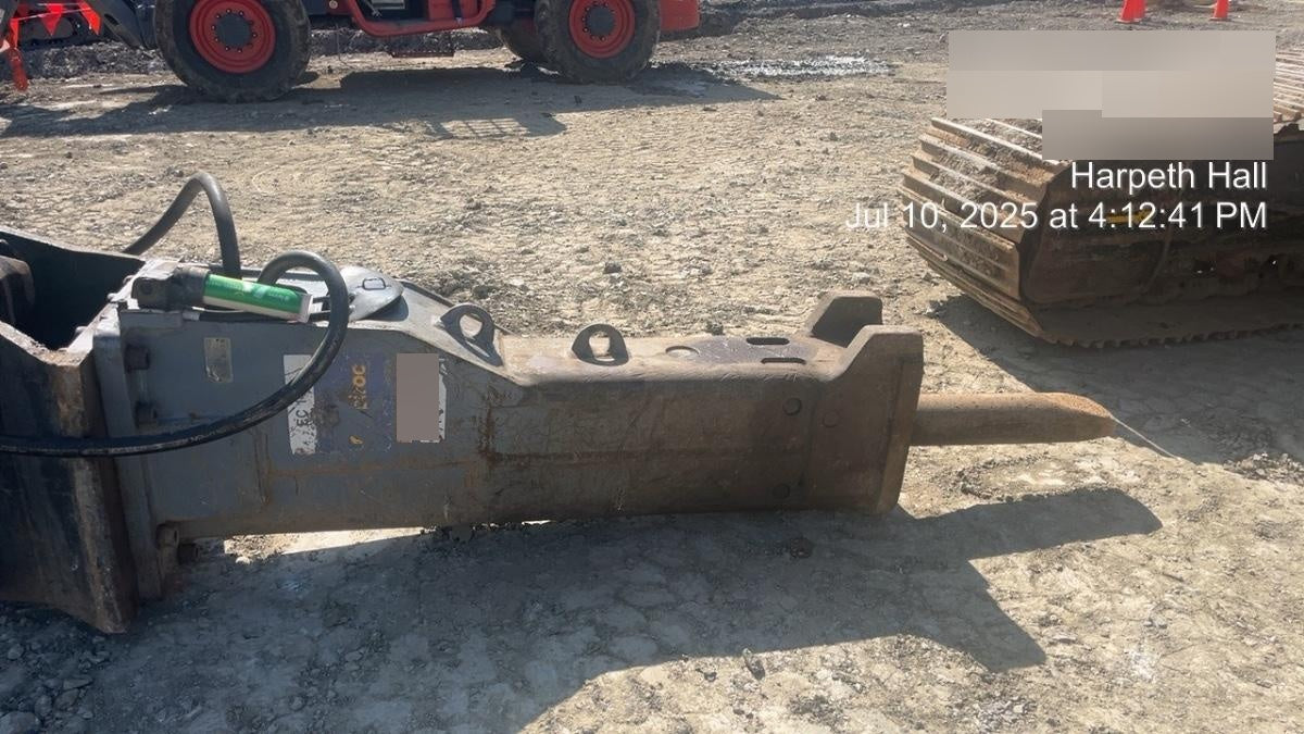 2021 EPIROC EC140T
